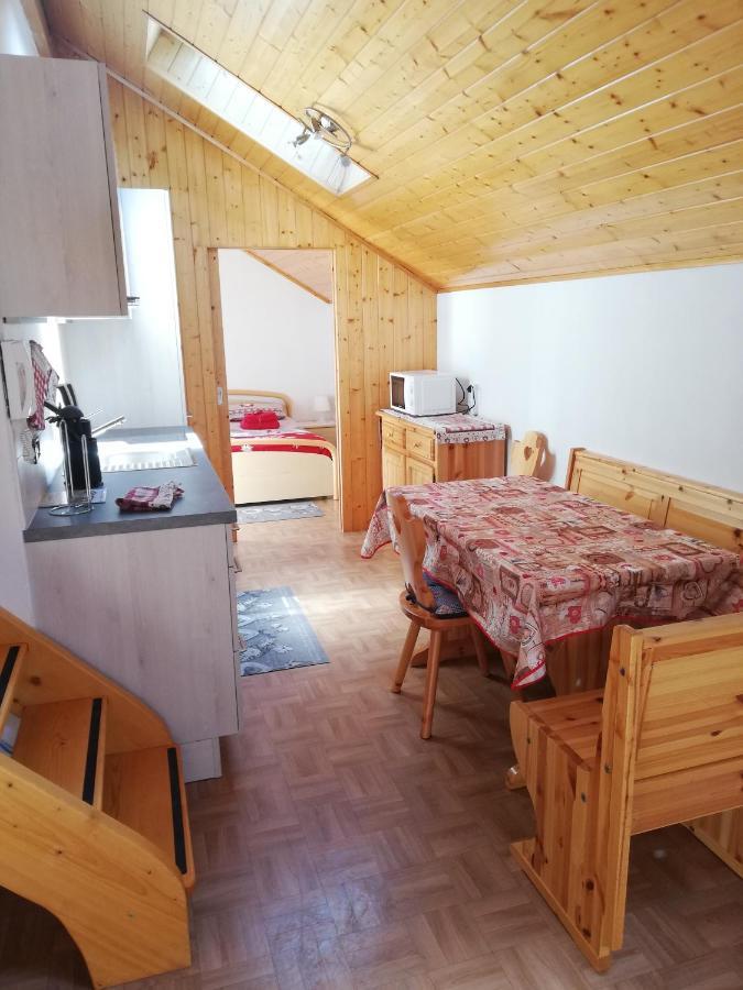 Cesa Pier Sellaronda Dolomiti Apartment Campitello di Fassa Luaran gambar